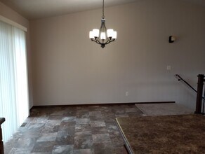 100-106 Haley Pl in Tea, SD - Building Photo - Building Photo