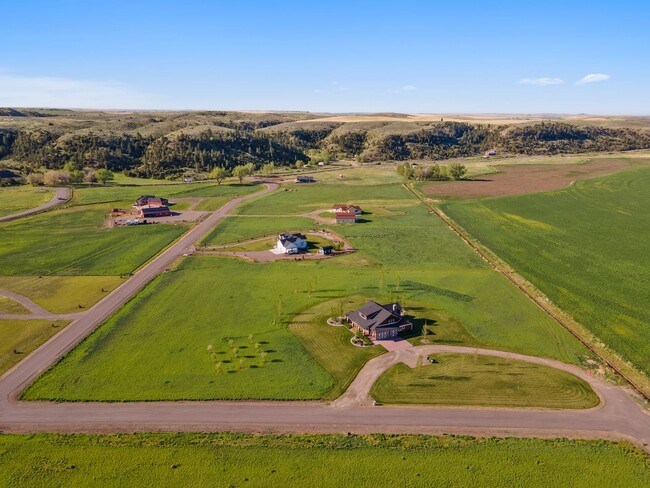 3904 Retreat Dr in Laurel, MT - Building Photo - Building Photo