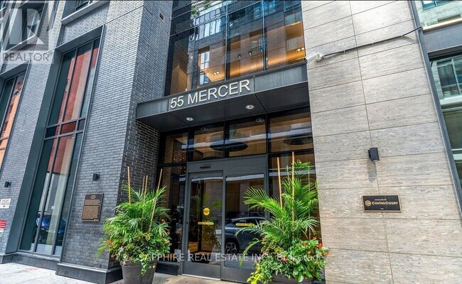 55-4755 Mercer St in Toronto, ON - Building Photo - Building Photo
