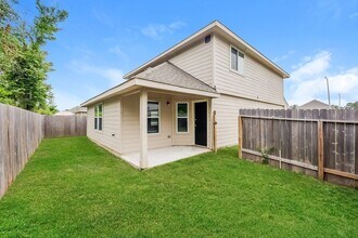 8802 Doris Oaks Cir in Houston, TX - Building Photo - Building Photo