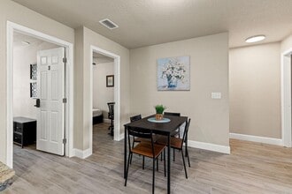 10907 N 29th St in Tampa, FL - Building Photo - Building Photo
