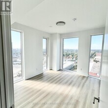 25 Wellington St S in Kitchener, ON - Building Photo - Building Photo