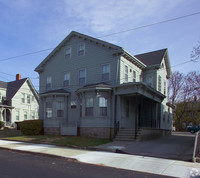 107 Winter St in Fall River, MA - Foto de edificio - Building Photo