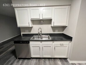 6361 Proprietors Rd-Unit -A12 in Worthington, OH - Foto de edificio - Building Photo