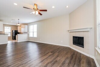 408 Lead Creek Dr in Fort Worth, TX - Building Photo - Building Photo