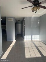 2829 Saxton Rd in Philadelphia, PA - Building Photo