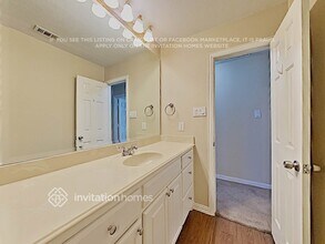 512 Hidden Meadow Ct in Desoto, TX - Building Photo - Building Photo