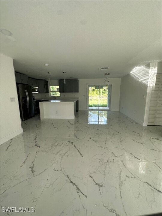 1822 Verney St in Lehigh Acres, FL - Building Photo