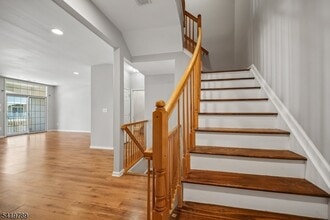 915 Kensington Ln in Livingston, NJ - Building Photo - Building Photo