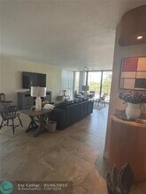 1201 River Reach Dr in Fort Lauderdale, FL - Building Photo - Building Photo