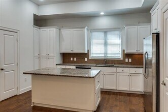 3210 Carlisle St in Dallas, TX - Building Photo - Building Photo