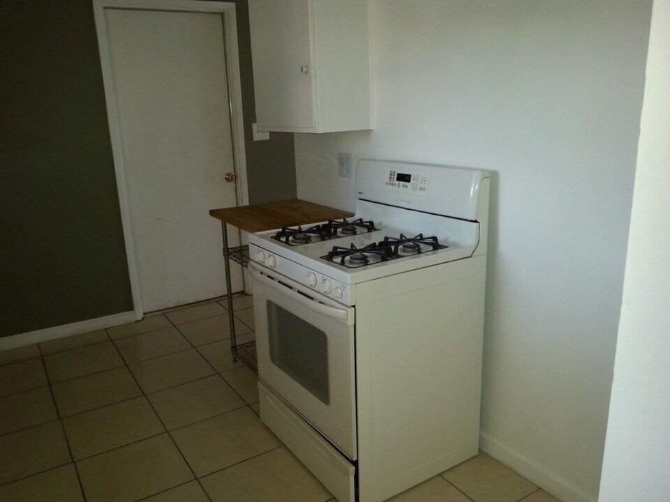 1103 Oneonta Ave in Imperial Beach, CA - Building Photo