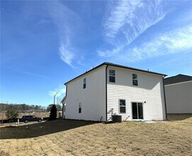 472 Madison Lakeview Dr in Acworth, GA - Building Photo - Building Photo