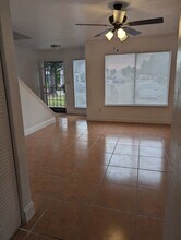 2245 Lyme Bay Dr in Orlando, FL - Building Photo - Building Photo