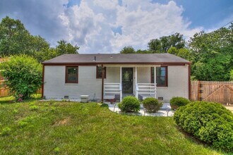 141 Dodge Dr in Nashville, TN - Building Photo - Building Photo