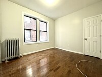 141 Nagle Ave in New York, NY - Building Photo - Building Photo