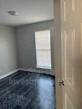 120 Village Pl in Smithville, TN - Foto de edificio - Building Photo
