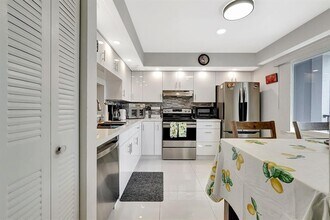 1401 SW 128th Terrace in Pembroke Pines, FL - Building Photo - Building Photo