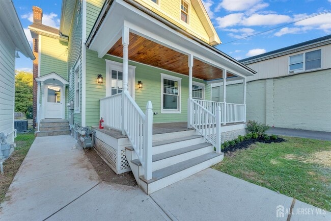 property at 15 N Main St