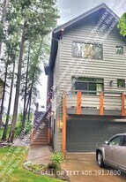 281 Eagle Bend Dr in Bigfork, MT - Building Photo
