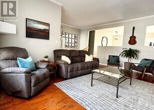 2168 Boyer Rd in Ottawa, ON - Building Photo - Building Photo