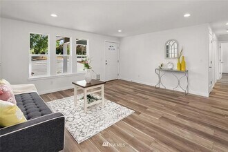 2996 S Dakota St in Seattle, WA - Building Photo - Building Photo