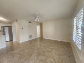 209 Pine HOV Cir in Greenacres, FL - Building Photo - Building Photo