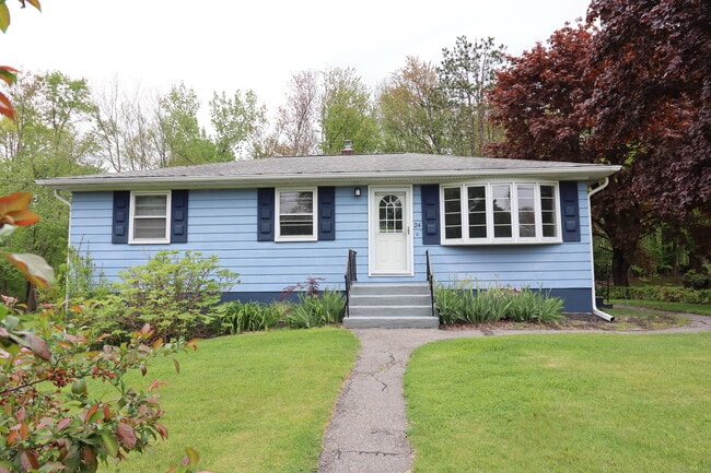 24 Kathy Dr in Seymour, CT - Building Photo - Building Photo