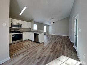 4844 Silverdene St in Raleigh, NC - Foto de edificio - Building Photo