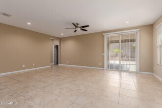 10743 W Bronco Trail in Peoria, AZ - Building Photo - Building Photo