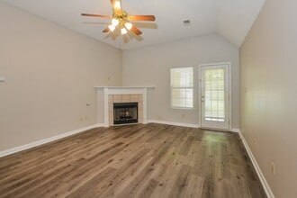 8408 Cross Point Dr in Olive Branch, MS - Building Photo - Building Photo