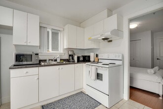 3582 E 26th Ave in Vancouver, BC - Building Photo - Building Photo