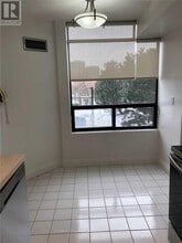 7440 Bathurst St in Vaughan, ON - Building Photo - Building Photo