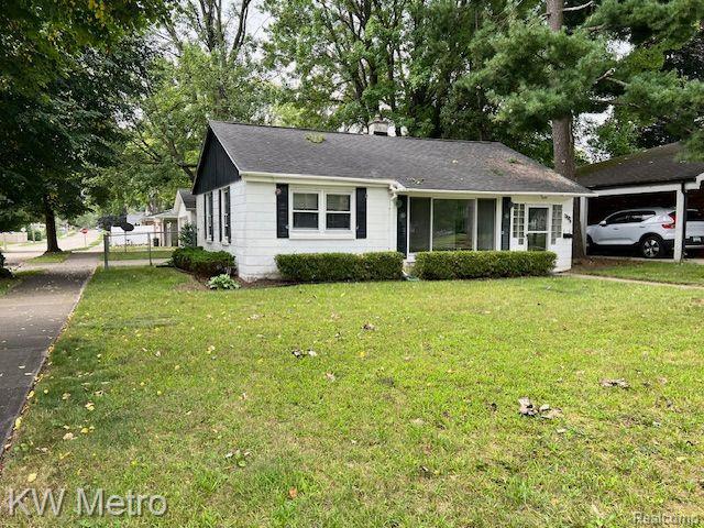 property at 624 Montrose Ave