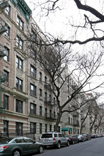 Trinity Court in New York, NY - Building Photo - Building Photo