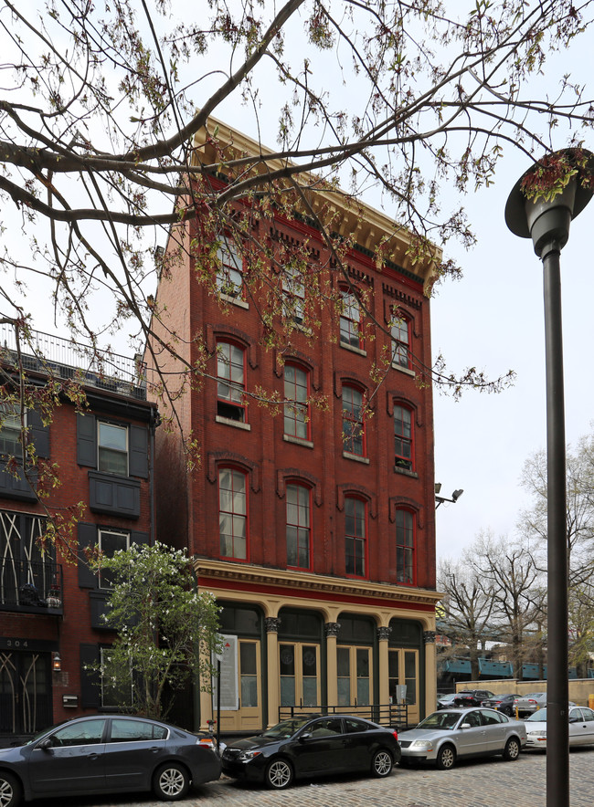 306 New St in Philadelphia, PA - Building Photo - Building Photo