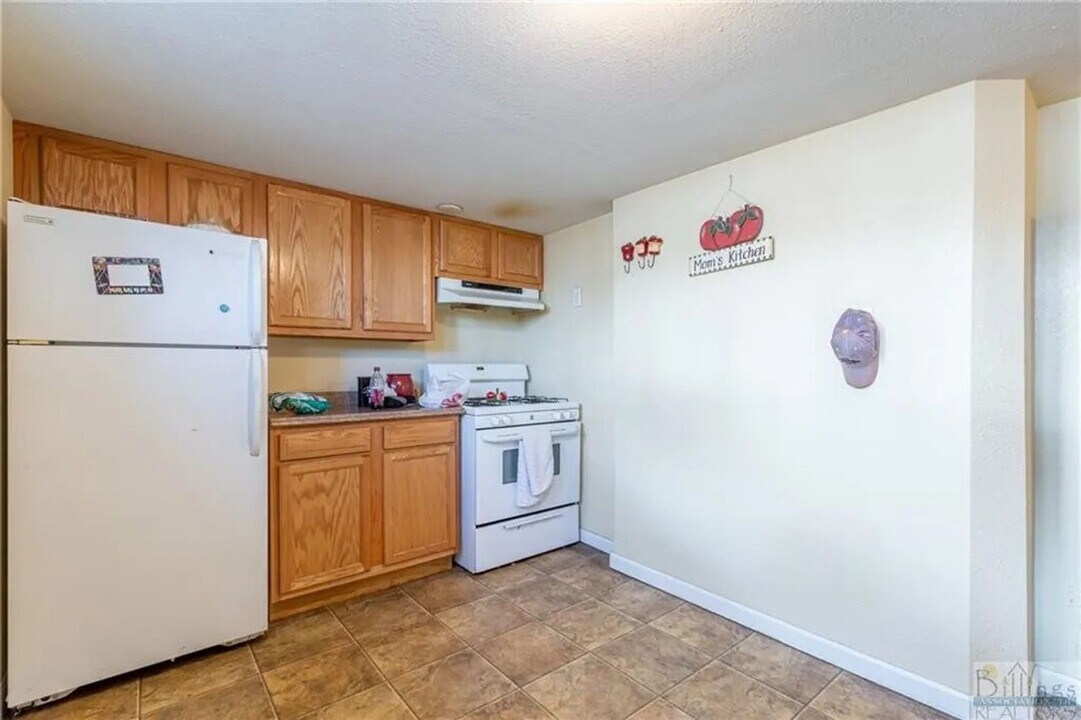 21 Grand Ave in Billings, MT - Building Photo