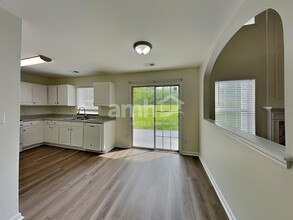 9512 Chastain Walk Dr in Charlotte, NC - Building Photo - Building Photo