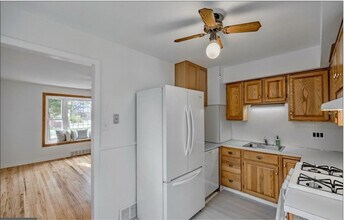 345 W Signal Hill Rd in King of Prussia, PA - Foto de edificio - Building Photo