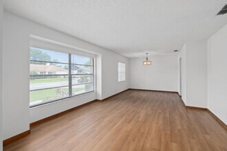 252 Needles Trail in Longwood, FL - Building Photo - Building Photo