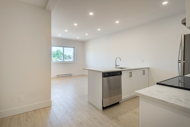 6661 Cartier in Montréal, QC - Building Photo - Building Photo