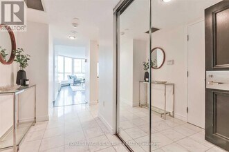 38 Elm St in Toronto, ON - Building Photo - Building Photo