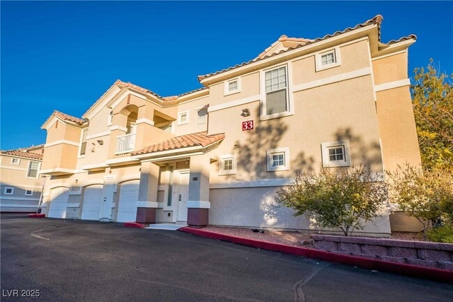 property at 5855 Valley Dr