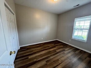 130 Oak Towne Dr in Greenville, NC - Building Photo - Building Photo