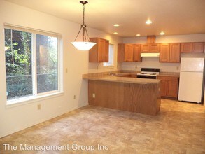 2816 Falk Rd in Vancouver, WA - Foto de edificio - Building Photo