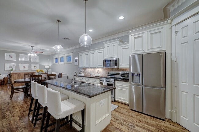 property at 1126 W 17th St