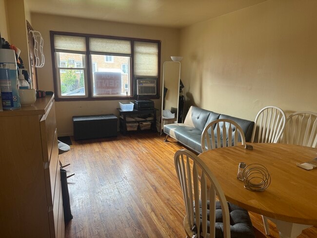 560 Cleveland Ave, Unit 1L