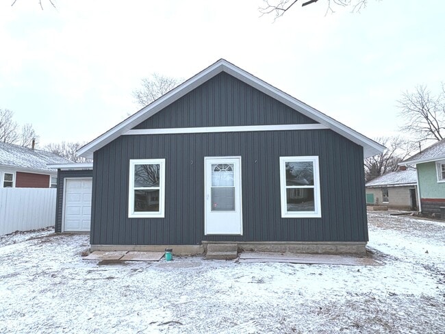 728 S Broadway St in Pendleton, IN - Building Photo - Building Photo