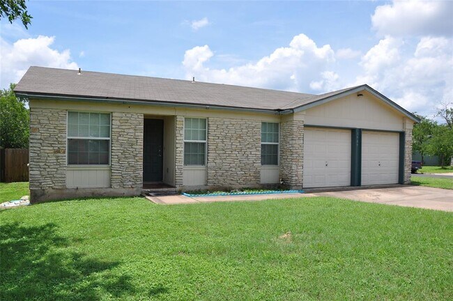 1909 Esplanade Cir in Austin, TX - Building Photo - Building Photo