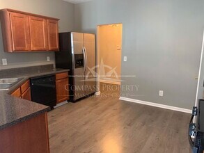 1924 Lake Heights Cir NW in Kennesaw, GA - Building Photo - Building Photo